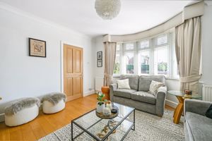 Sitting Room- click for photo gallery